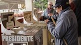 Migrantes y desplazados mexicanos por la violencia salen a votar en la fronteriza Tijuana