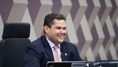 CCJ pode votar novos critérios para prisão preventiva; projeto de Dino é relatado por Moro - Congresso em Foco