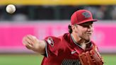 In pitchers' duel, D-backs edge reeling Reds on late hit