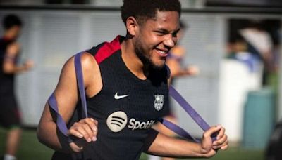 Barcelona abre espaço para saída de Vitor Roque na próxima temporada