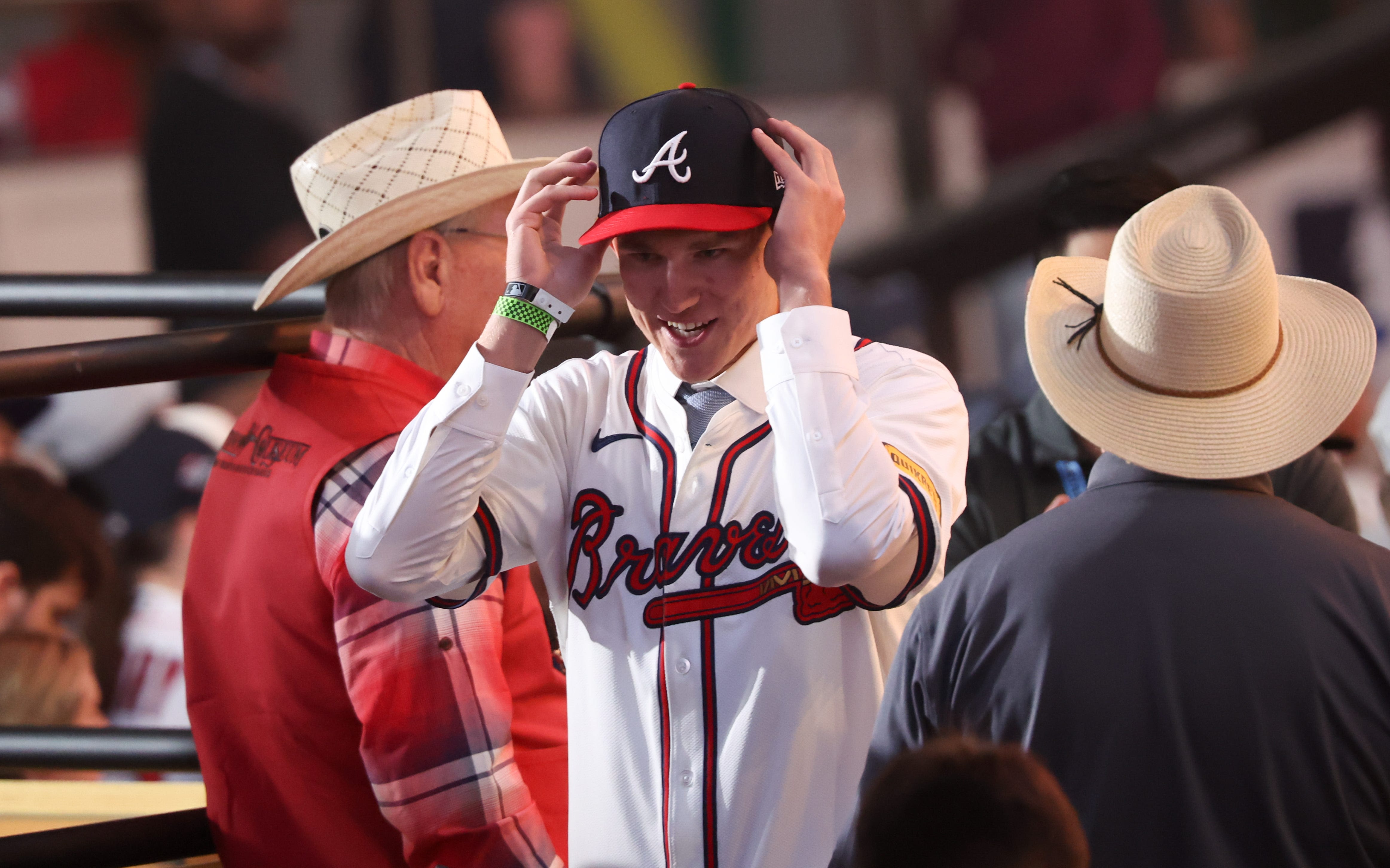 Saguaro HS LHP Cam Caminiti signs with Atlanta Braves for $3.5 million