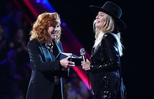 Lainey Wilson Invited to Join the Grand Ole Opry by Reba McEntire — Live on “The Voice” Finale!