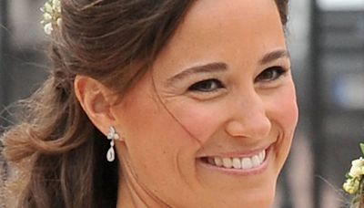 Pippa Middleton's ladylike mini skirt is ideal for heatwave dressing