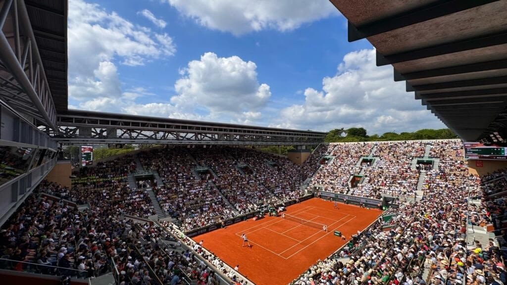 Roland Garros: Five things we learned on Day 9 – sunshine and a brain drain