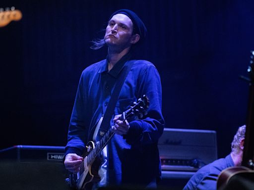Former Red Hot Chili Peppers Guitarist Josh Klinghoffer Facing Wrongful Death Lawsuit