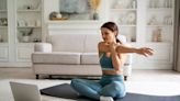 Con estas posiciones de yoga puedes activar el metabolismo lento para bajar de peso más rápido
