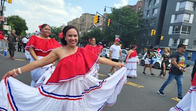 El Bronx vibra con una nueva edición de la Parada Dominicana en El Bronx - El Diario NY