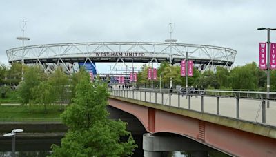 LOOK: London Stadium transformed into a baseball diamond for Phillies vs. Mets London Series