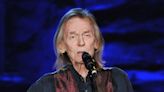 Gordon Lightfoot, Singer of 1970s Hits ‘If You Could Read My Mind’ and ‘Sundown,’ Dies at 84