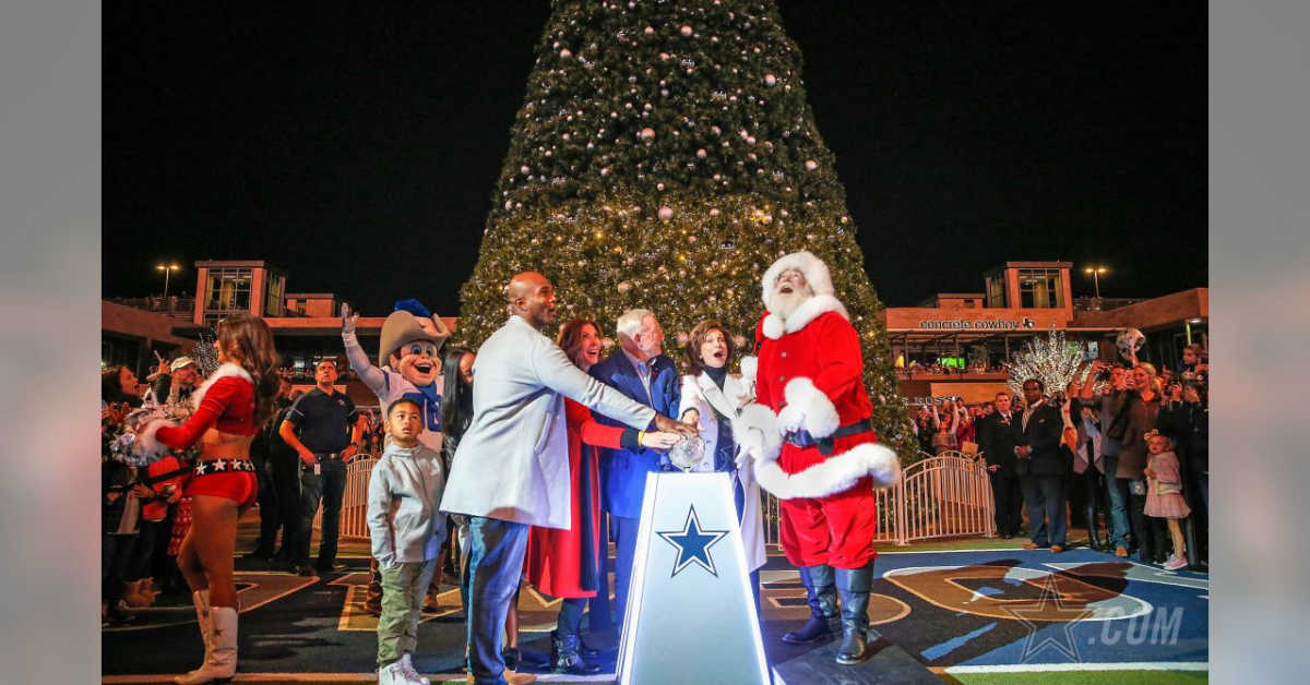 Cowboys Christmas? If Netflix Pays $100 Million for Holiday Game ...