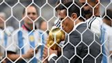 灑鹽哥闖世界盃冠軍賽慶祝 FIFA進行調查