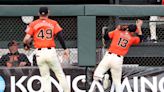 Austin Slater exits SF Giants-Reds game after crash into outfield fence