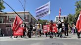 抗議墮胎權被推翻 聖荷西千人遊行 高喊「女人！權利！」