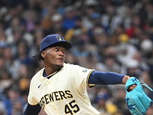 Milwaukee Brewers Lose Dynamic Reliever For Rest of Season with Knee Injury