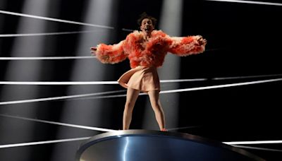 ¿Quién es Nemo, el representante de Suiza que quiere ganar Eurovisión con ‘The Code’?