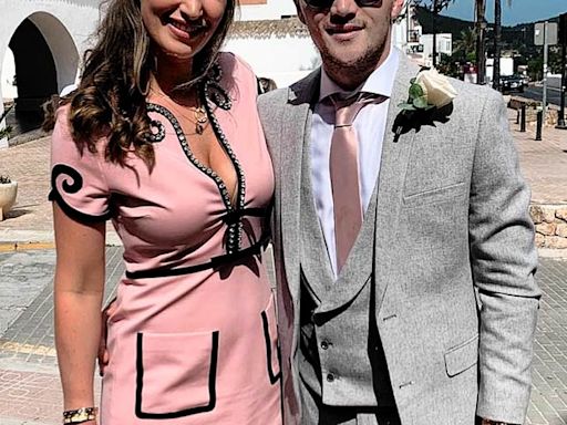 Friends of Kieran Trippier slam his wife for timing of message