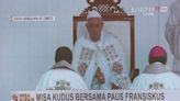 El papa se despide de Indonesia con un baño de masas y relanzando el diálogo con el islam