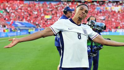 El vacile a Alexander-Arnold por el Real Madrid