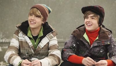 Dylan e Cole Sprouse hanno ignorato Matt Damon sul set della serie Zack e Cody al Grand Hotel