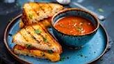 The Viral Hack That Turns Grilled Cheese And Tomato Soup Into One Sandwich