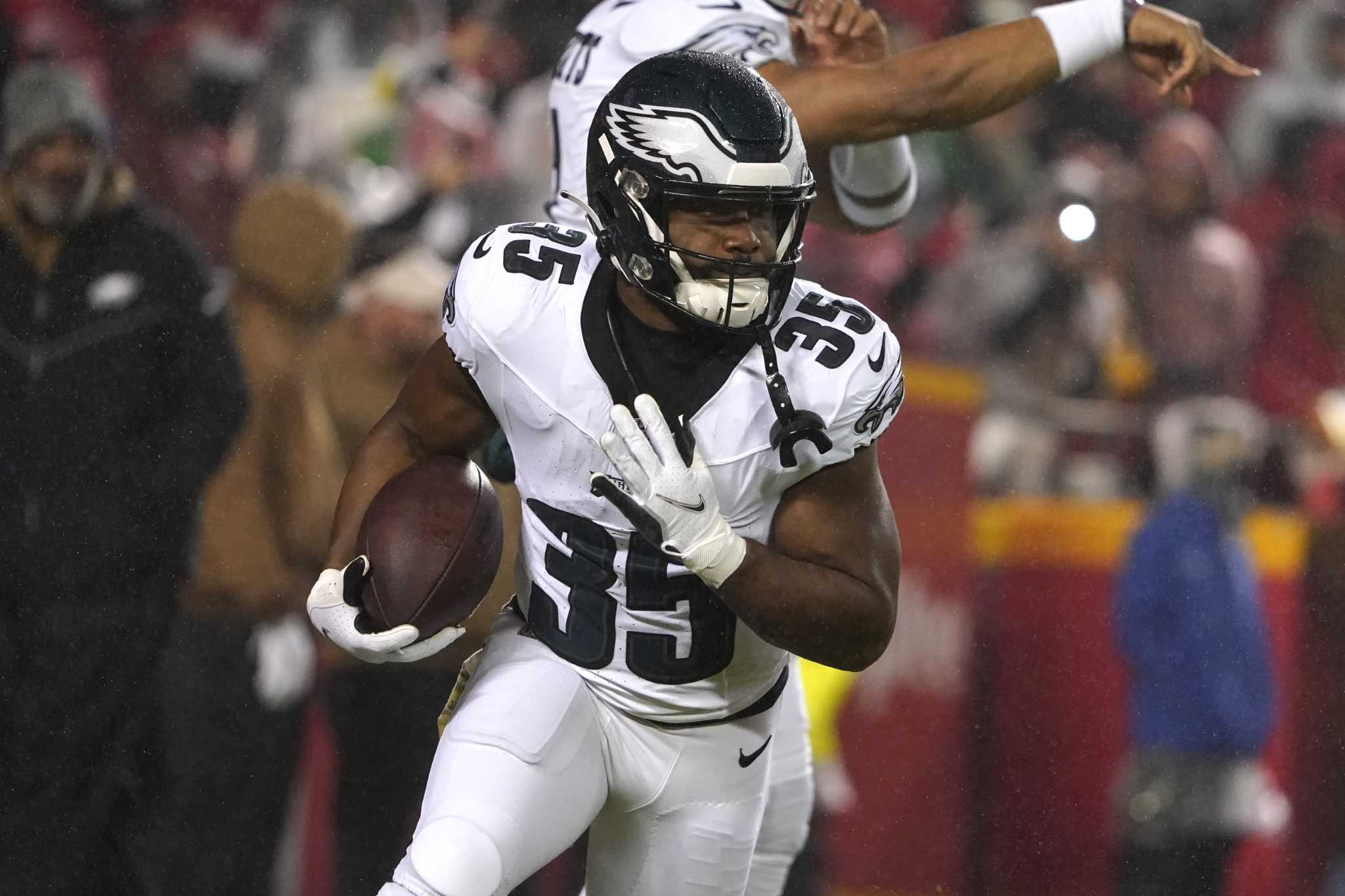 Rams sign longtime Eagles backup RB Boston Scott to a 1-year contract