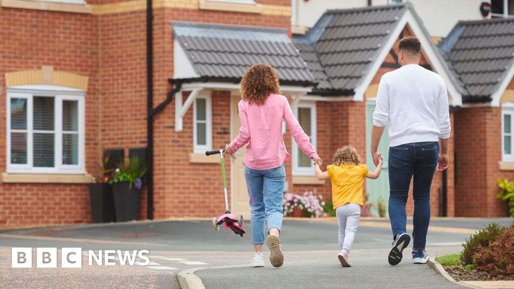 Interest rates cut 'important moment', says Bank of England boss