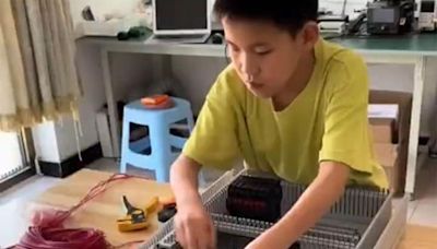 10歲男孩自學電機工程賺1萬元 工程師爸：獲得客戶高度評價 | 生活熱話