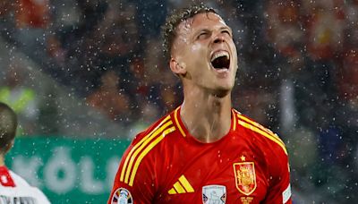 Man Utd 'Enter With Force' to Sign Spain Playmaker Dani Olmo