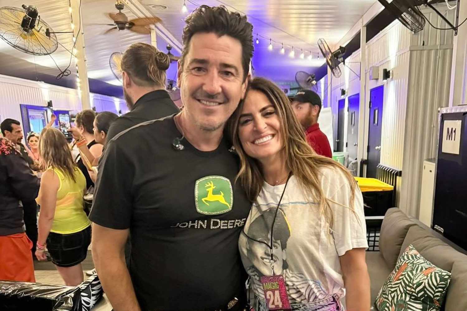 HGTV Stars Support Jonathan Knight at His New Kids on the Block Concert