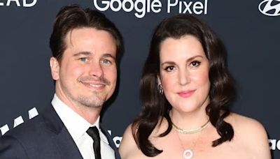 Melanie Lynskey says she didn’t know she was engaged after Jason Ritter proposal