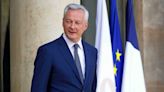 Le cabinet de Bruno Le Maire assure qu’il ne quittera pas la France