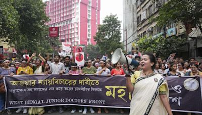 Reconsider decision: Senior Bengal doctors ask junior docs to scale down strike