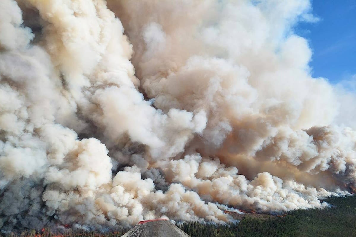Strong wind could push intense wildfire into B.C.’s Fort Nelson today