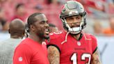 Mike Evans stresses the importance of Bucs re-signing Lavonte David