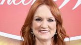 ‘Pioneer Woman’ Ree Drummond Shares Dramatic Photos of Rare Northern Lights Event Visible at Family Home