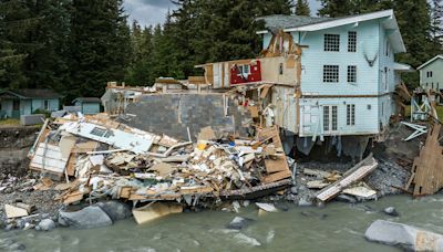 Capital of Alaska Flooded by Melting Glacier