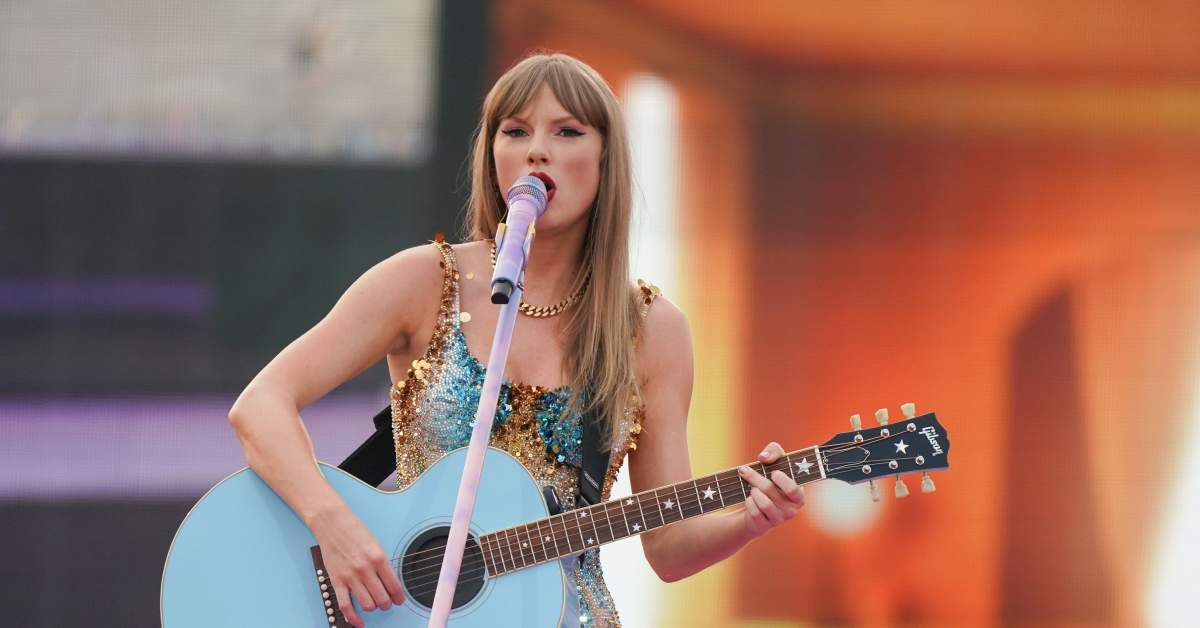 Taylor Swift Sends Bold Message to 'Thousands' of Eras Tour Fans Watching From Hill Outside Stadium