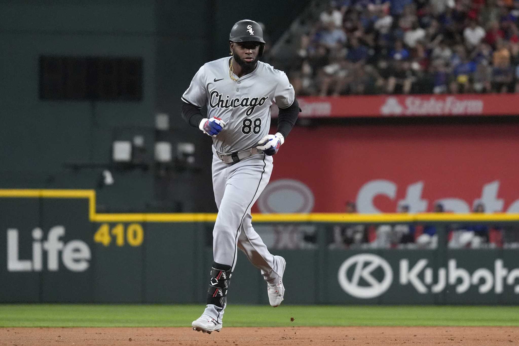 White Sox fall 50 games under .500 and are on pace to match most losses in modern era