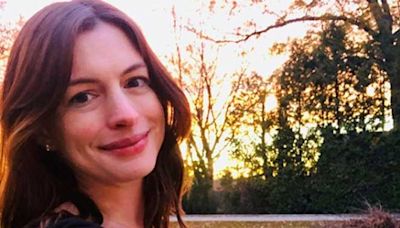 Anne Hathaway revela que está sóbria há 5 anos