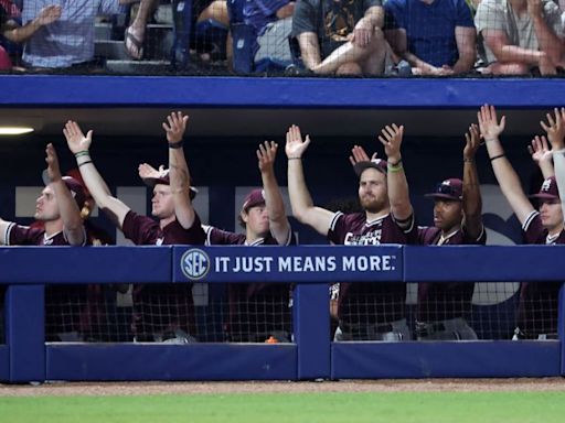 Texas baseball coach goes back to Texas A&M days after leaving Aggies