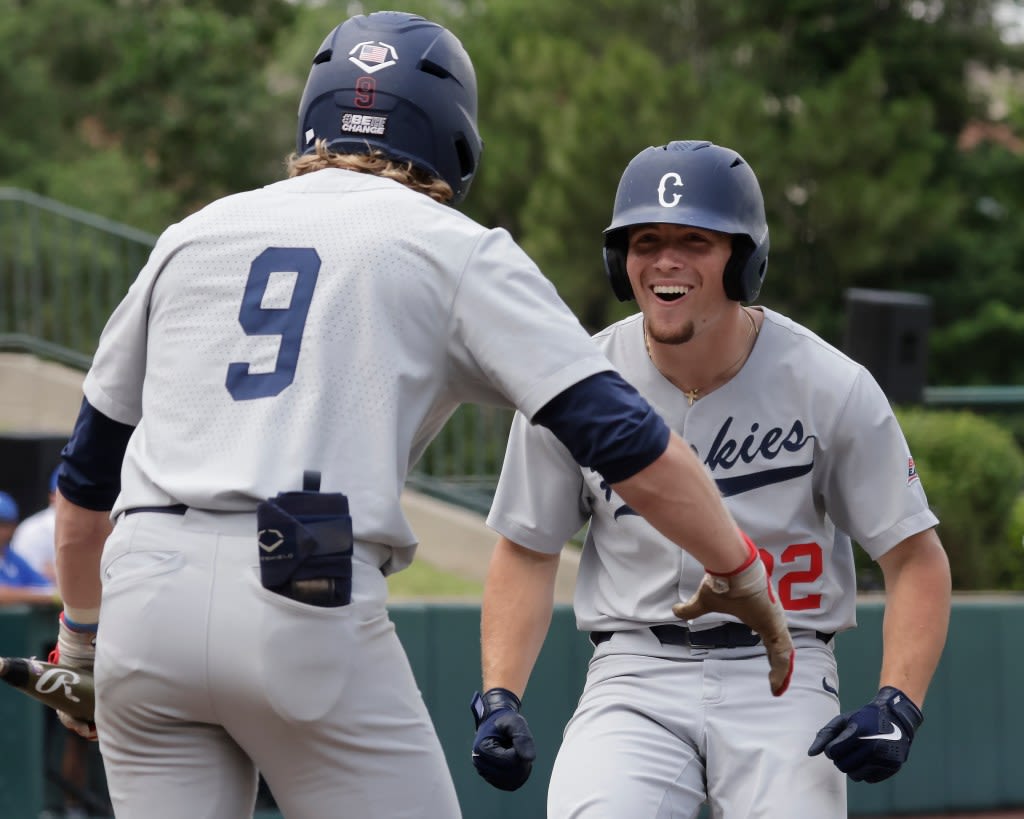 UConn baseball gets a gem from Gabe Van Emon to beat Oklahoma. Now it’s on to the Super Regional