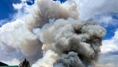 Oregon wildfires: Closure issued for McKenzie Pass area, incoming rain should help fires