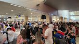 Cientos de personas se agolpan en el aeropuerto de Ibiza por un fallo informático que afecta a AENA y otras empresas a nivel mundial