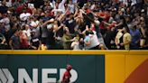 Fans of U.S. and Mexico unite, celebrate in festive World Baseball Classic game