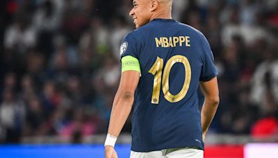 (Crónica) Mbappé y De Bruyne calientan con Francia y Bélgica para la EURO