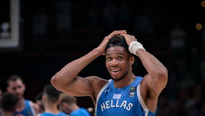 Giannis Antetokounmpo leads Greece to first Olympics berth in 16 years with win over Croatia