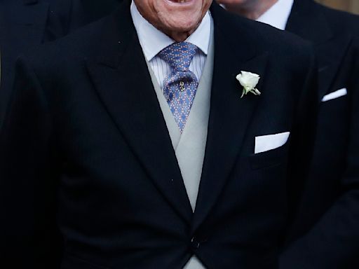 Prince Philip turns 98: Royal family wishes him happy birthday!