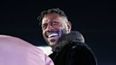 Antonio Brown asks Adam Schefter for credit on Russell Wilson scoop