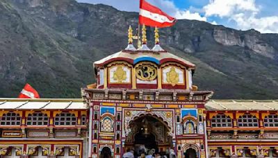 Over 650 pilgrims return without Badrinath darshan, authorities stress mandatory registration