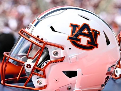 Auburn Football 'In The Thick Of It' For 5-Star OT Andrew Babalola